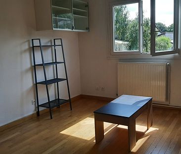 MIRIBEL - APPARTEMENT T1 - Photo 2