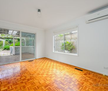 8 Hay Street, Preston VIC 3072 - House For Rent | Domain - Photo 3