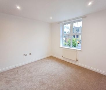 2 bedroom ground floor flat to rent - Photo 4