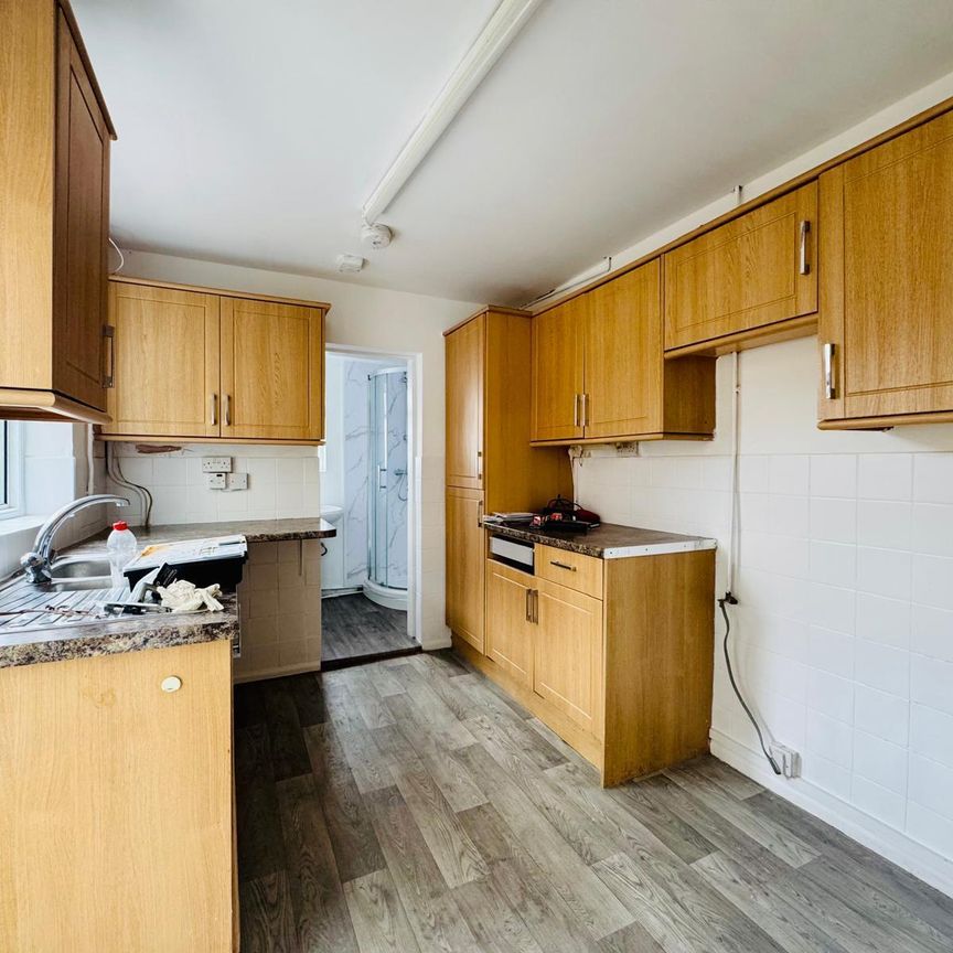 Cornwall Road, Kettering - Photo 1