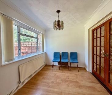 3 bedroom house to rent - Photo 3