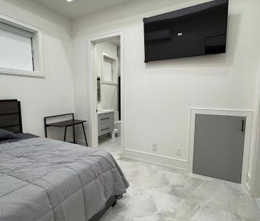 For Lease - 116 Holcolm Road Unit# LowerRM#1-All included, Toronto,... - Photo 1
