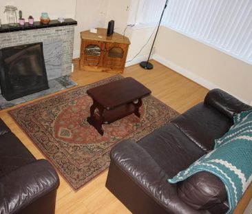 30 Strandview Street, Belfast, BT9 5FF - Photo 4