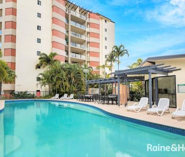 Fantastic 2 Bedroom Unit in Resort Style Complex! - Photo 1