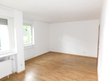 Großzügige 2-Zimmer-Wohnung mit schönem Balkon! - Photo 4