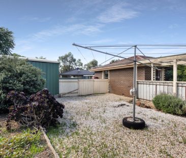26 Truscott Avenue, California Gully - Photo 3