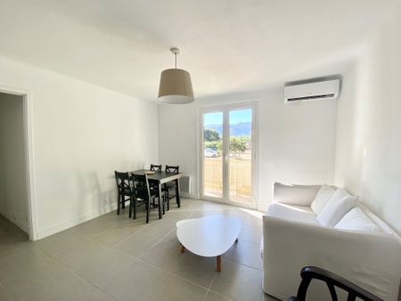 Location Appartement 3 pièces 56m² CASSIS 13260 - Photo 2