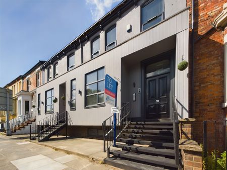 1 Bedroom Shared House - Photo 3