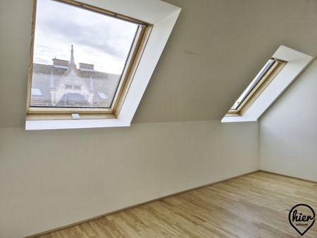 Provisionsfrei: DG Wohnung mit Terrasse - ERSTBEZUG - Photo 2