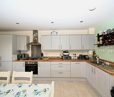 Apt 4 11 Mill Valley Gardens, Belfast, BT14 8FA - Photo 6