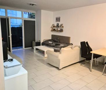 Schöne Wohnung mit Balkon - Photo 2