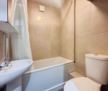 1 bedroom ground floor flat to rent - Photo 4