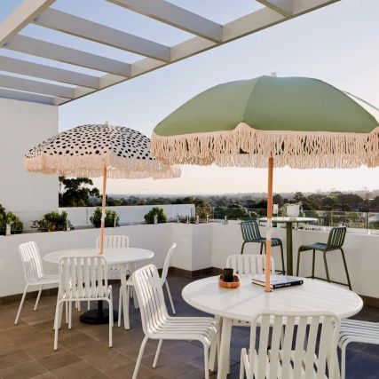 Studio Courytyard - Photo 1