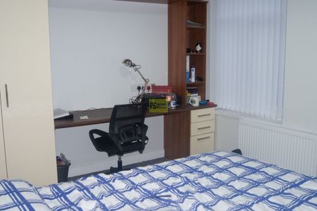 58a Tiverton Road - Photo 3