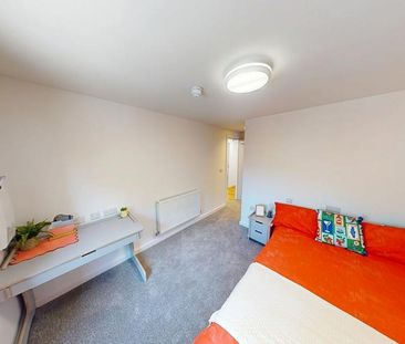 3 bedroom apartment to rent - Photo 1