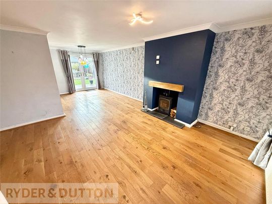 4 bedroom detached house to rent - Photo 1