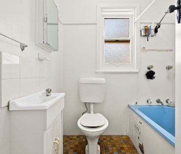SUPERB LOCATION IN THE VILLAGE - Photo 4