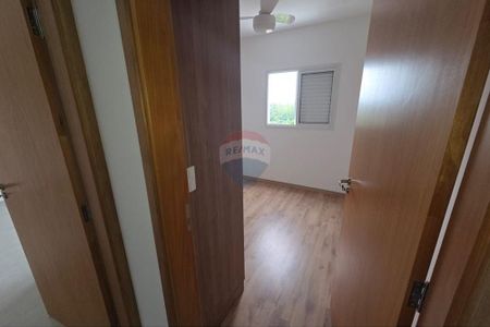 Apartamento para locação com 3/4 sendo 1 suíte, com armários planejados e ar condicionado, no Cd. Monte Carlo JD. Calegaris, - Foto 4