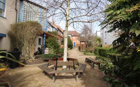 Contemporary one bedroom apartment just off the Gloucester Road in the heart of Bishopston. Unfurnished! - Photo 5