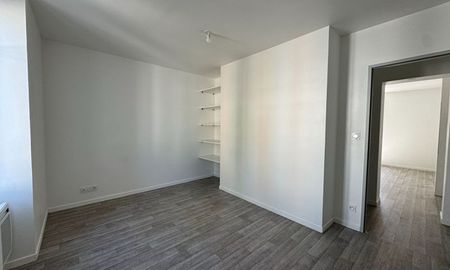 Location Appartement 2 pièces LIMOGES (87000) - Photo 2