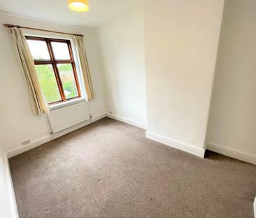 Arthog Road, Hale - Photo 3