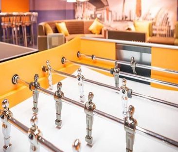 1 bedroom in a flat share to rent - Photo 2