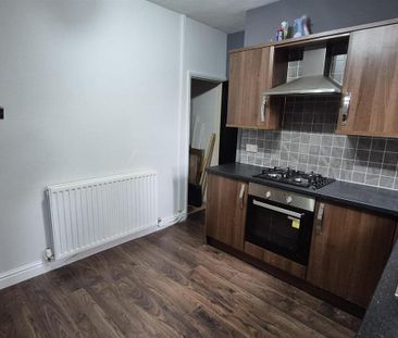 2 bedroom terraced house to rent - Photo 6