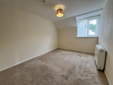 3 bedroom apartment to rent - Photo 3