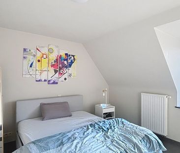 Appartement te huur in Sint-Pieters voor € 800 met 2 slaapkamers - Photo 4