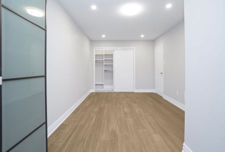 For Lease - 5255 Palmetto Place Unit# 165, Mississauga, Ontario - Photo 2