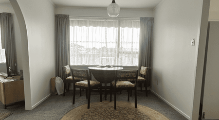 Charming 2-Bedroom Home - Photo 3