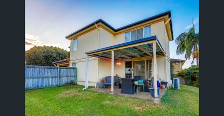 Two level house at Eight Mile Plains - Photo 2