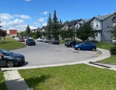 Beautiful 3-Bedroom Duplex with Park Views! | 31 - 31 Covepark Square Northeast, Calgary - Photo 1