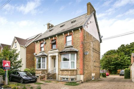 2 bedroom maisonette to rent - Photo 2