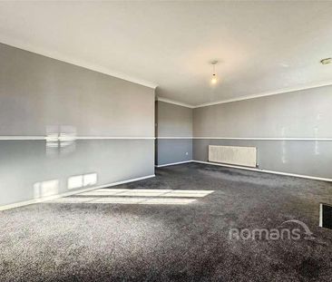 Georgina Court, Clarence Road, Fleet, Hampshire, GU51 - Photo 2