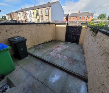 Pilsworth Road - Photo 6