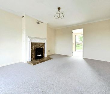 4 bedroom detached house to rent - Photo 1