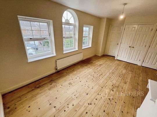 4 bedroom detached to rent Burghley Close, Dinnington - Photo 1