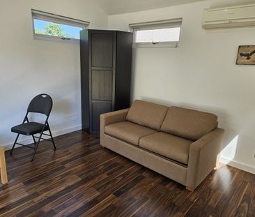 1 Bed Flat, Demesne Road, SM6 - Photo 3