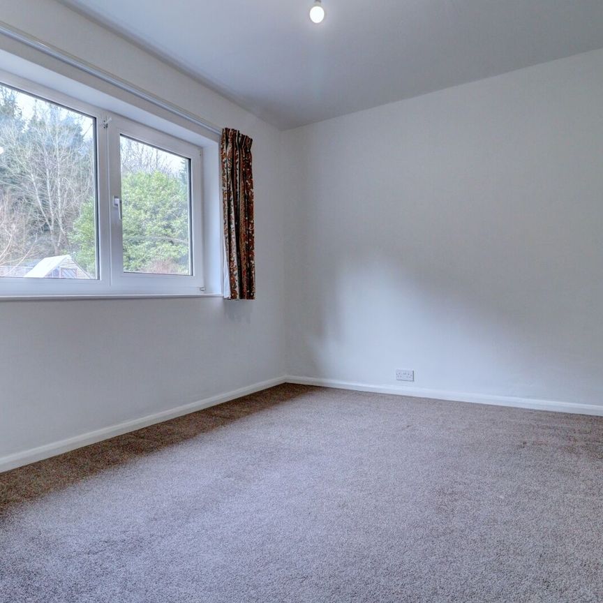 3 bedroom semi detached house to rent, - Photo 1