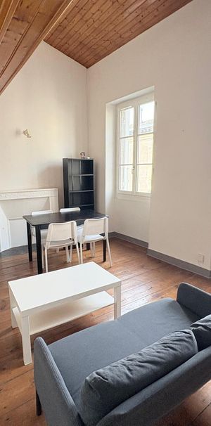 Location Appartement 2 pièces 42m² BORDEAUX 33000 - Photo 1