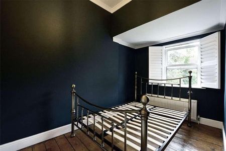 Bennett Park, London, SE3 - Photo 5