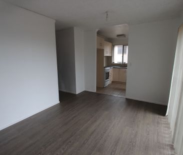 RENOVATED 3 BEDDER! - Photo 5
