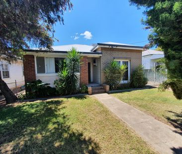 94 Denison Street, Tamworth - Photo 2