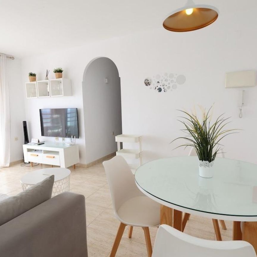 Apartamento 9ª planta en Campoamor. - Photo 1