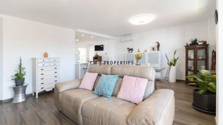 Piso de alquiler en Calle de la Reina, 84, El Cabanyal - El Canyamelar - Photo 2