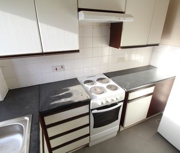 2 bedroom apartment to rent Rodeheath, Luton, LU4 - Photo 1