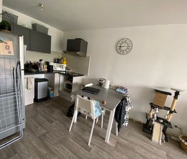 Location Appartement 2 pièces 41m² - Photo 4