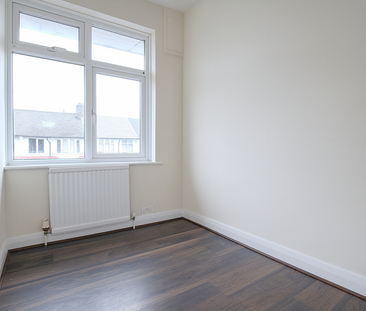 4 bedroom semi-detached house to rent - Photo 1