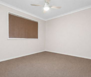 Big 4 Bedroom Home with Solar Power - Photo 5